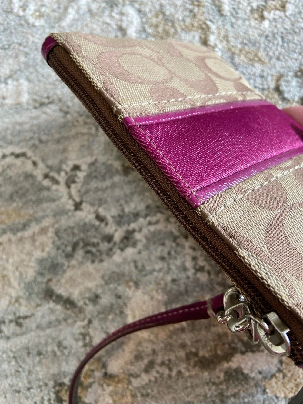 Coach (2012-13) Signature Wristlet in Khaki and Passion Berry (F49174)